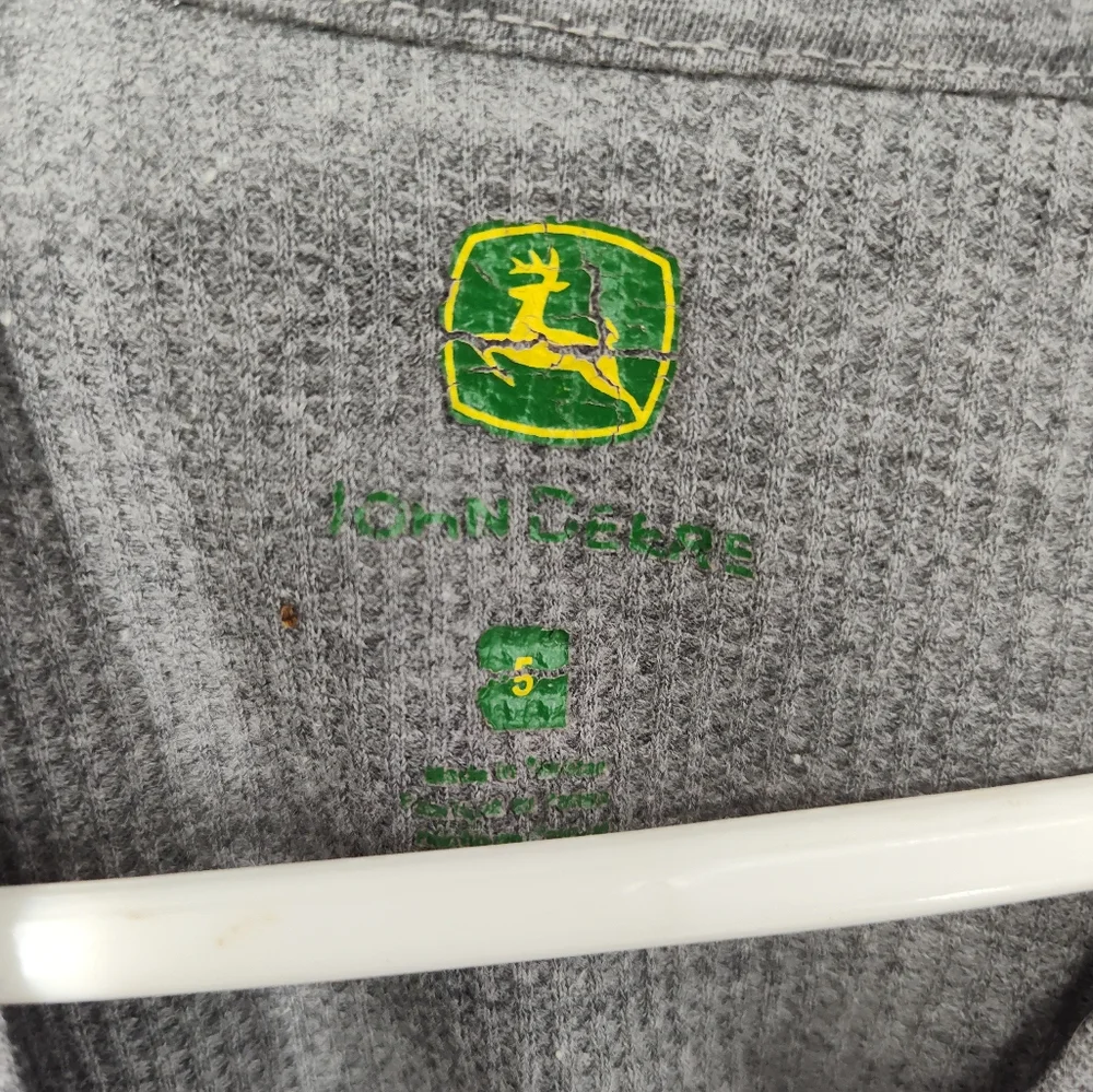 John Deere Green Logo on Gray Thermal Knit Kids Size 5